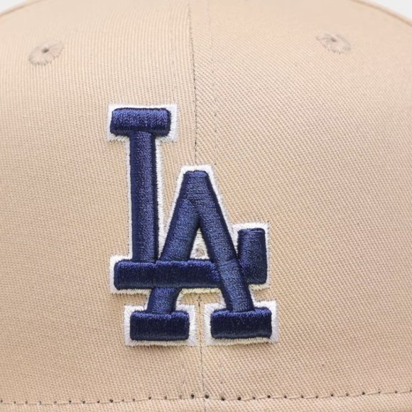 New Era Los Angeles Dodgers Tumbleweed World Series Fitted Hat - Picture 5 of 6
